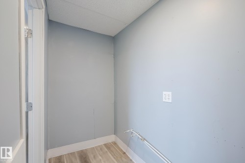 318 Main Street, Ferintosh, AB - Indoor Photo Showing Other Room