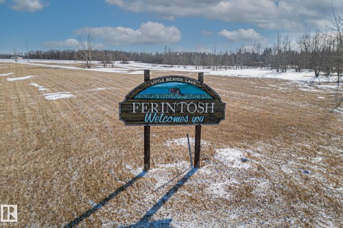 318 Main Street, Ferintosh, AB - Outdoor With View