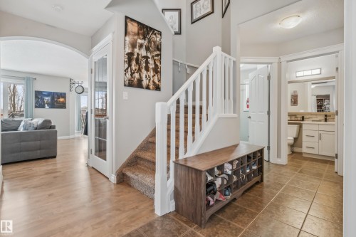 21 Hillcrest Point(E), Fort Saskatchewan, AB - Indoor