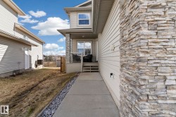 21 HILLCREST Point(e) Fort Saskatchewan, AB T8L 0A1