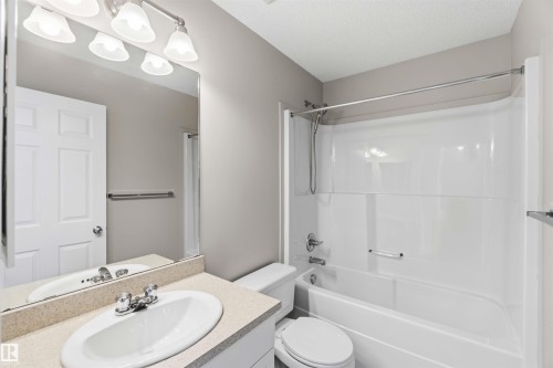 2003 71 Street, Edmonton, AB - Indoor Photo Showing Bathroom
