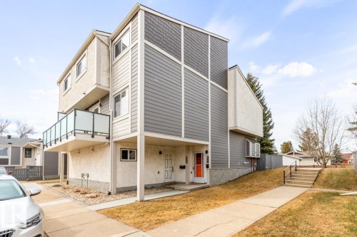 626 Willow Court, Edmonton, AB - Outdoor With Balcony