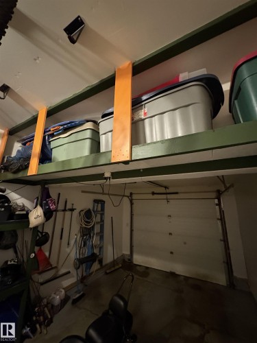 Image quality insufficient for description - 79 Akinsdale Gardens, St. Albert, AB - Indoor Photo Showing Garage