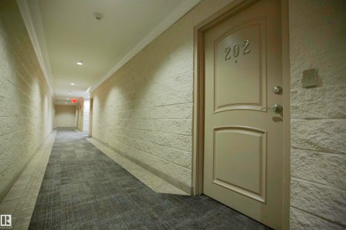 202 8631 108 Street, Edmonton, AB - Indoor Photo Showing Other Room