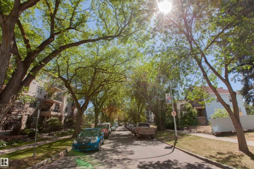 202 8631 108 Street, Edmonton, AB - Outdoor