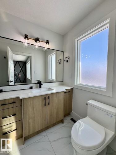 Upper 62 Wyatt Ridge, Fort Saskatchewan, AB - Indoor Photo Showing Bathroom