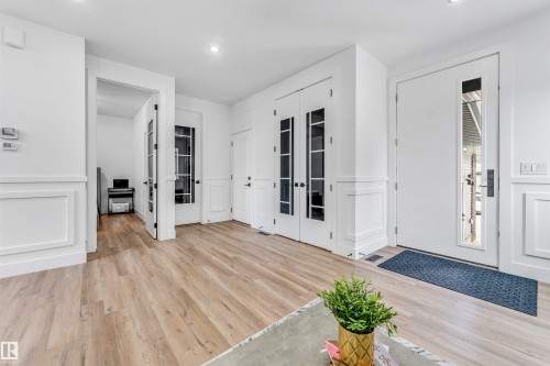 5355 Kimball Place, Edmonton, AB - Indoor Photo Showing Other Room