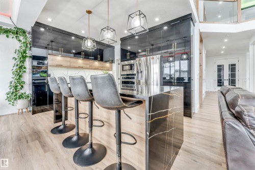 5355 Kimball Place, Edmonton, AB - Indoor Photo Showing Other Room