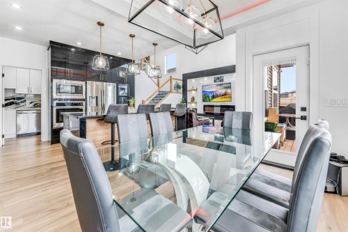 5355 Kimball Place, Edmonton, AB - Indoor Photo Showing Dining Room