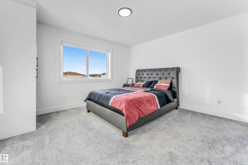 5355 Kimball Place, Edmonton, AB - Indoor Photo Showing Bedroom