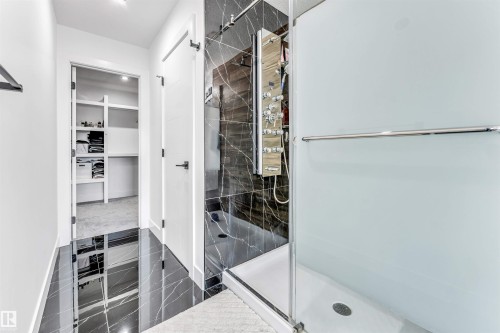 5355 Kimball Place, Edmonton, AB - Indoor