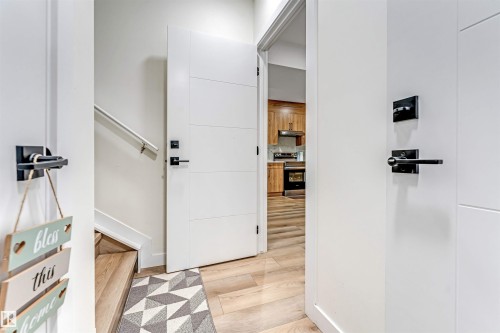 5355 Kimball Place, Edmonton, AB - Indoor Photo Showing Other Room