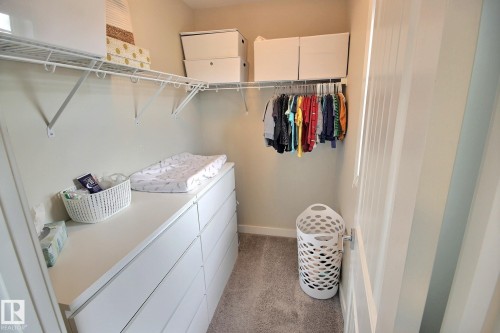 565 Chappelle Drive, Edmonton, AB - Indoor Photo Showing Laundry Room