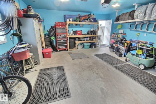 565 Chappelle Drive, Edmonton, AB - Indoor Photo Showing Other Room