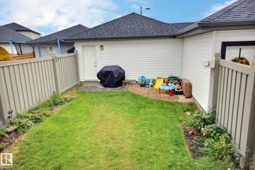 565 Chappelle Drive, Edmonton, AB - Outdoor With Exterior