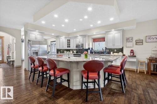 57 Longview Drive, Spruce Grove, AB - Indoor Photo Showing Dining Room