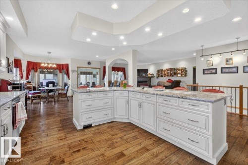 57 Longview Drive, Spruce Grove, AB - Indoor Photo Showing Kitchen With Upgraded Kitchen