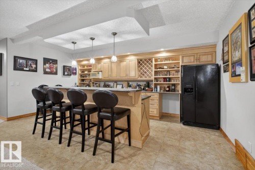 57 Longview Drive, Spruce Grove, AB - Indoor Photo Showing Kitchen
