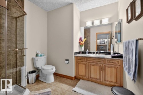 57 Longview Drive, Spruce Grove, AB - Indoor Photo Showing Bathroom