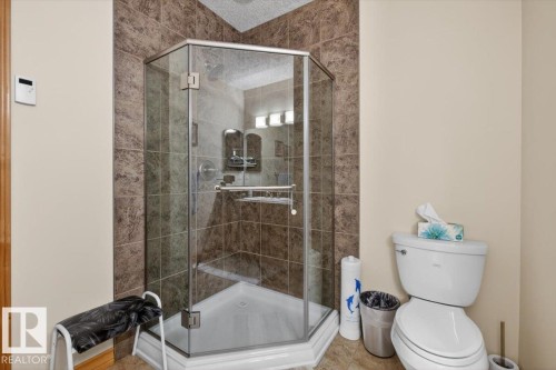 57 Longview Drive, Spruce Grove, AB - Indoor Photo Showing Bathroom