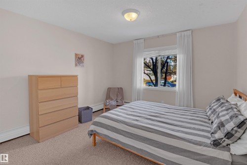 201 11445 41 Avenue, Edmonton, AB - Indoor Photo Showing Bedroom