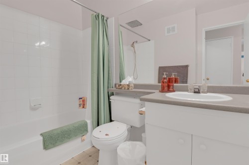 201 11445 41 Avenue, Edmonton, AB - Indoor Photo Showing Bathroom