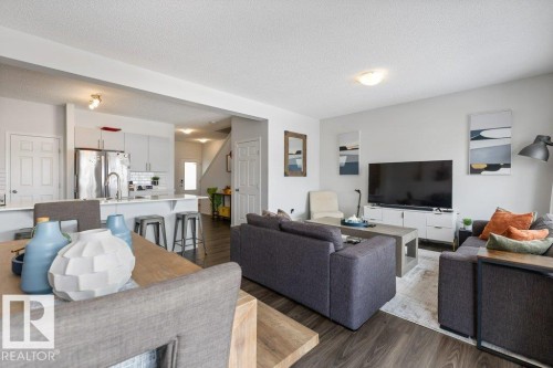 9939 222 Street, Edmonton, AB - Indoor Photo Showing Living Room
