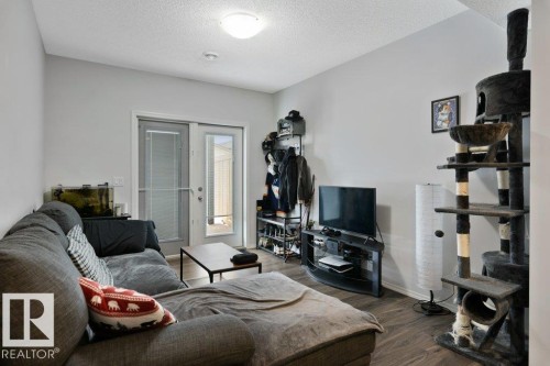 9939 222 Street, Edmonton, AB - Indoor