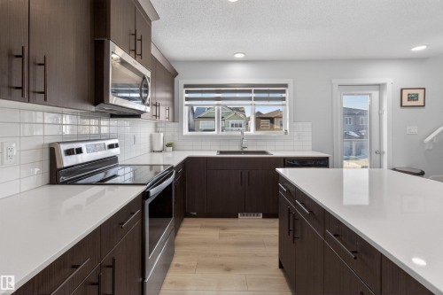 19722 26A Avenue, Edmonton, AB - Indoor Photo Showing Kitchen With Upgraded Kitchen