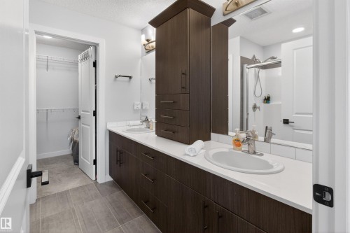 19722 26A Avenue, Edmonton, AB - Indoor Photo Showing Bathroom