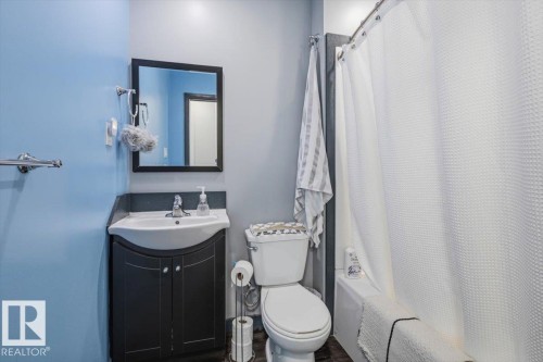 24 Duke Drive, Lamont, AB - Indoor Photo Showing Bathroom