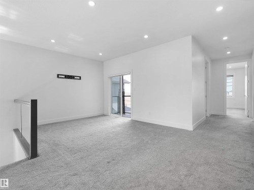 6607 55 Avenue, Beaumont, AB - Indoor Photo Showing Other Room