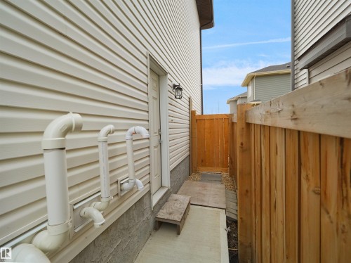 6607 55 Avenue, Beaumont, AB - Outdoor