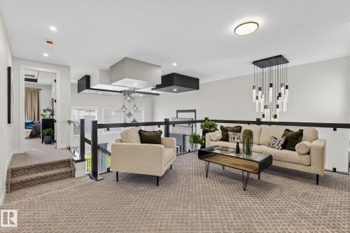 17124 2 Street, Edmonton, AB - Indoor Photo Showing Other Room