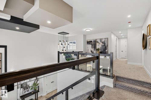 17124 2 Street, Edmonton, AB - Indoor Photo Showing Other Room