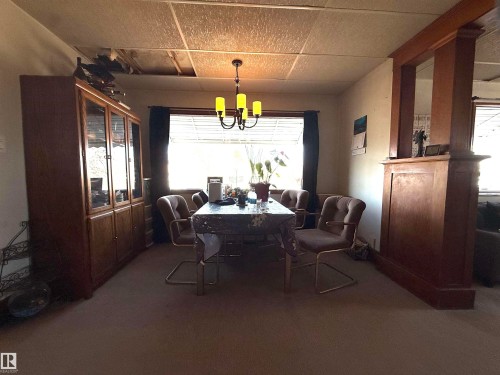 213 8 Avenue E, Standard, AB - Indoor