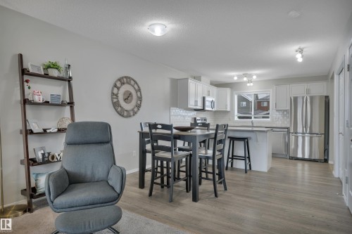 427 Simpkins Link, Leduc, AB - Indoor Photo Showing Other Room