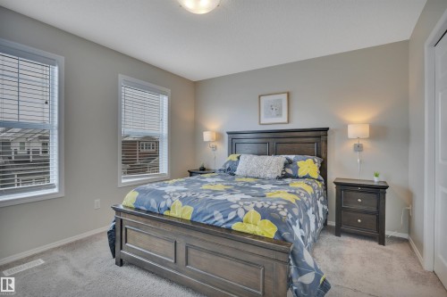 427 Simpkins Link, Leduc, AB - Indoor Photo Showing Bedroom