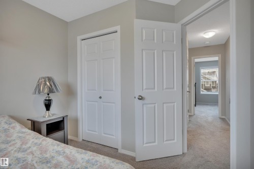 427 Simpkins Link, Leduc, AB - Indoor Photo Showing Bedroom