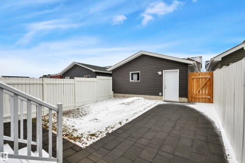 427 Simpkins Link, Leduc, AB - Outdoor