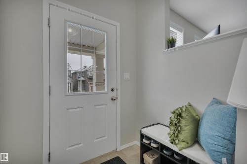 427 Simpkins Link, Leduc, AB - Indoor Photo Showing Other Room