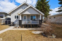 5232 51 Avenue  Mundare, AB T0B 3H0