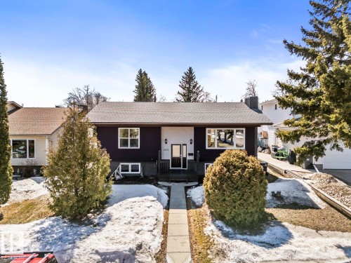 1009 15 Avenue  Cold Lake, AB T9M 1J5