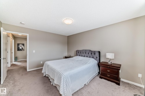 5147 Crabapple Link Link, Edmonton, AB - Indoor Photo Showing Bedroom