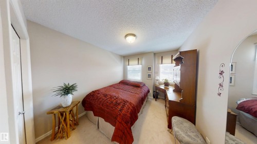 8627 173 Avenue, Edmonton, AB - Indoor Photo Showing Bedroom