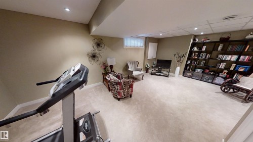 8627 173 Avenue, Edmonton, AB - Indoor