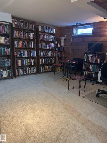 4123 136 Avenue, Edmonton, AB - Indoor Photo Showing Office