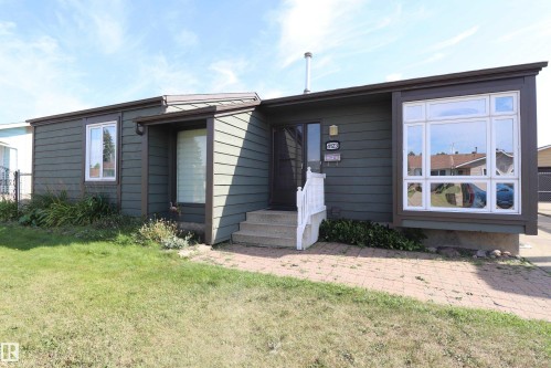 4123 136 Avenue, Edmonton, AB - Outdoor