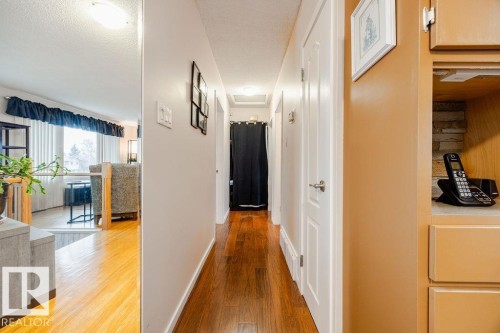 16807 80 Avenue, Edmonton, AB - Indoor Photo Showing Other Room