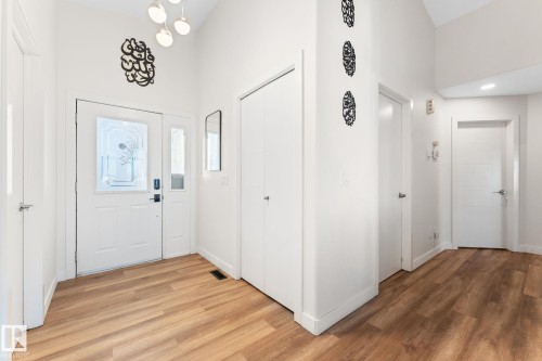 15919 58 Street, Edmonton, AB - Indoor Photo Showing Other Room